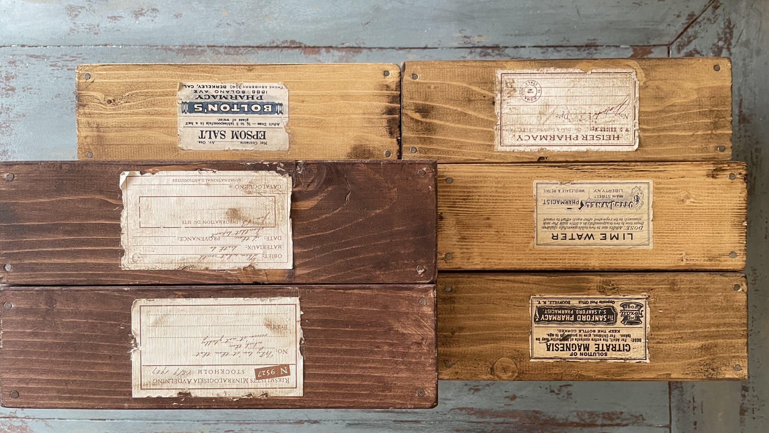 Vintage wooden country box various - Texturit